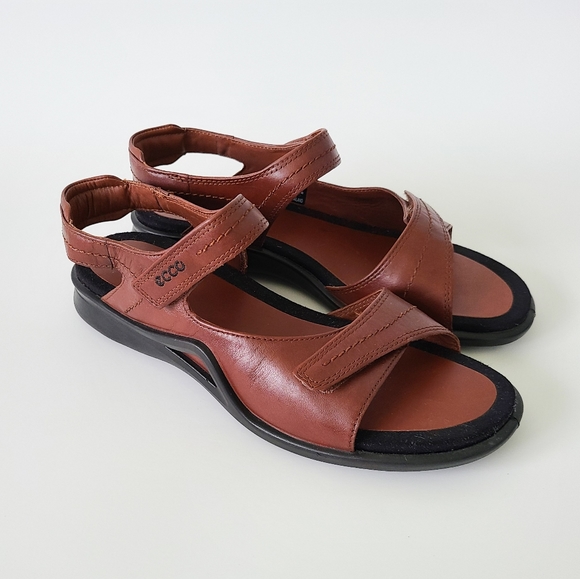 ecco wave sandal